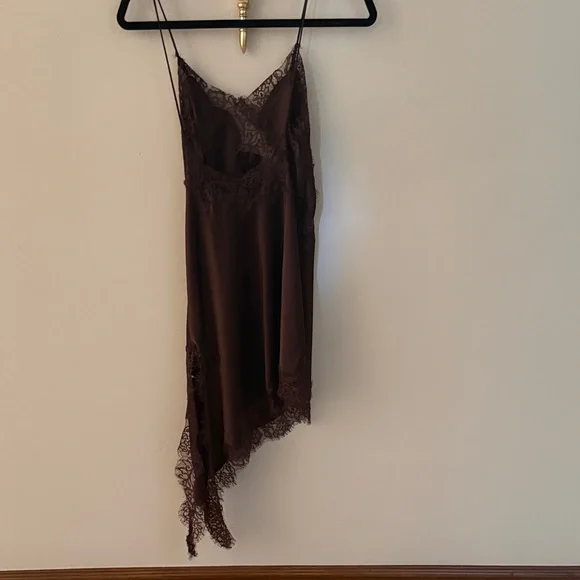 Zara Asymmetrical Brown Lace Dress - Picture 3 of 3